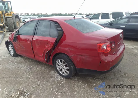 2010 Volkswagen Jetta Limited Edition z USA, uszkodzony, nr VIN 3VWAX7AJ6AM150741